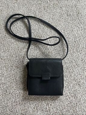 Marlo Classic Black Genuine Leather Crossbody Bag